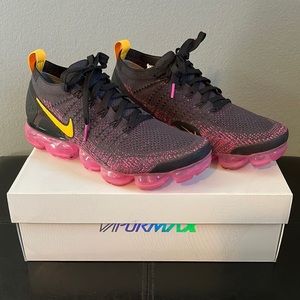 Size 9 Men’s Nike Air VaporMax Flyknit 2 Gridiron Pink Blast
